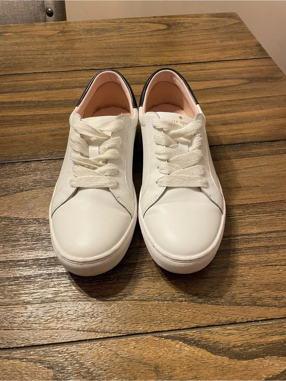 Kate Spade Alanna White Leather Lace Up Sneakers Black Heel Women’s 7.5B EUC